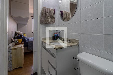 Apartamento à venda com 72m², 3 quartos e 1 vaga Apartamento à venda com 72m², 3 quartos e 1 vagaSuíte - Banheiro