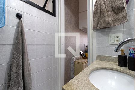 Apartamento à venda com 72m², 3 quartos e 1 vaga Apartamento à venda com 72m², 3 quartos e 1 vagaSuíte - Banheiro
