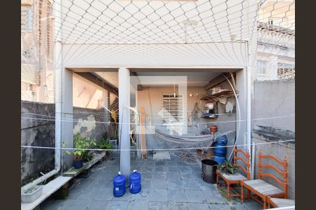 Casa à venda com 120m², 3 quartos e 2 vagasQuintal