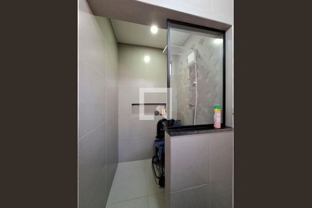 Casa à venda com 120m², 3 quartos e 2 vagasBanheiro 1