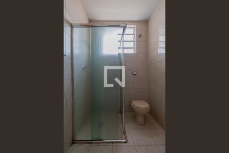 Casa à venda com 250m², 3 quartos e 2 vagas Casa à venda com 250m², 3 quartos e 2 vagasBanheiro