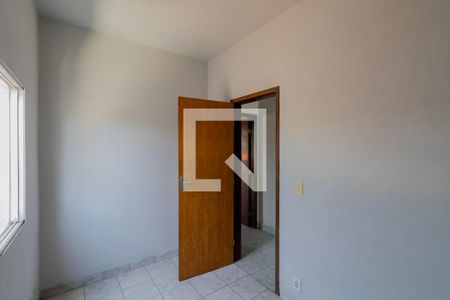 Casa à venda com 250m², 3 quartos e 2 vagas Casa à venda com 250m², 3 quartos e 2 vagasQuarto 1