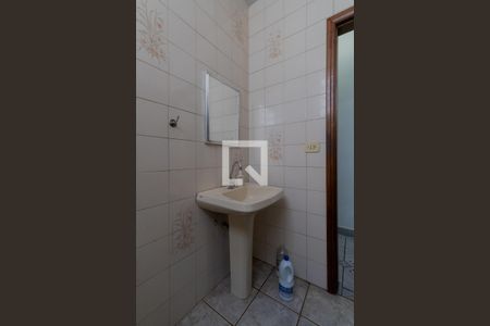 Casa à venda com 250m², 3 quartos e 2 vagas Casa à venda com 250m², 3 quartos e 2 vagasBanheiro 2