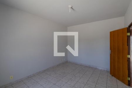 Casa à venda com 250m², 3 quartos e 2 vagas Casa à venda com 250m², 3 quartos e 2 vagasQuarto 2