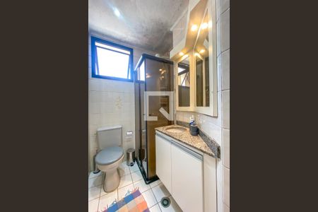 Apartamento à venda com 55m², 2 quartos e 1 vaga Apartamento à venda com 55m², 2 quartos e 1 vagaBanheiro