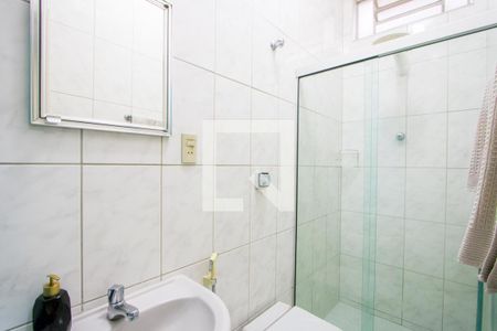 Casa à venda com 185m², 2 quartos e 2 vagas Casa à venda com 185m², 2 quartos e 2 vagasBanheiro do quarto 1