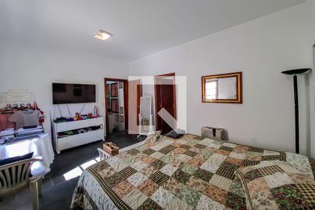 Casa à venda com 240m², 3 quartos e 3 vagasquarto 1 suite