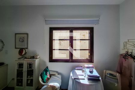 Casa à venda com 240m², 3 quartos e 3 vagasquarto 1 suite