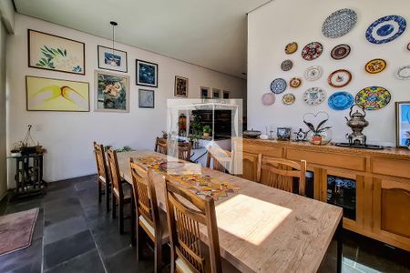 Casa à venda com 240m², 3 quartos e 3 vagassala jantar