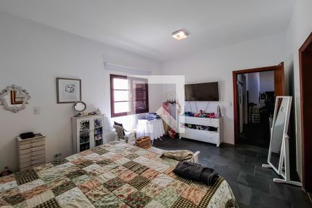 Casa à venda com 240m², 3 quartos e 3 vagasquarto 1 suite