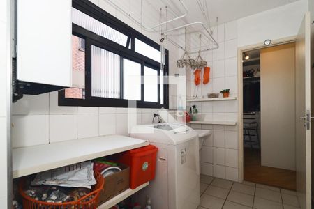 Apartamento à venda com 83m², 3 quartos e 2 vagas Apartamento à venda com 83m², 3 quartos e 2 vagasÁrea de Serviço