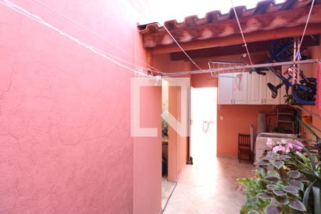 Casa à venda com 110m², 3 quartos e 2 vagasÁrea de Serviço