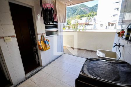 Apartamento à venda com 187m², 3 quartos e 1 vagaÁrea de Serviço