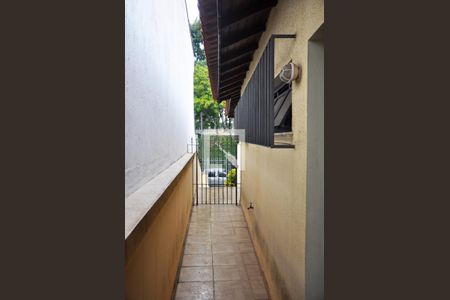 Casa à venda com 500m², 5 quartos e 5 vagas Casa à venda com 500m², 5 quartos e 5 vagasCorredor Externo