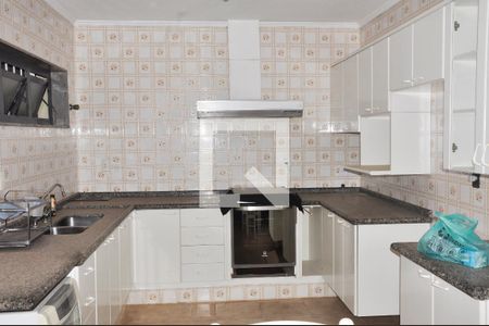 Casa à venda com 500m², 5 quartos e 5 vagas Casa à venda com 500m², 5 quartos e 5 vagas Cozinha