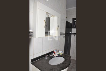 Casa à venda com 500m², 5 quartos e 5 vagas Casa à venda com 500m², 5 quartos e 5 vagas Banheiro