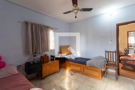 Casa à venda com 250m², 2 quartos e 2 vagas Casa à venda com 250m², 2 quartos e 2 vagasQuarto 2