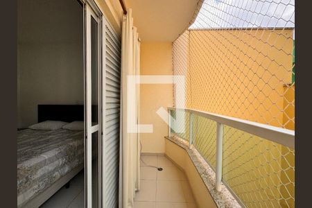 Apartamento à venda com 75m², 2 quartos e 2 vagas Apartamento à venda com 75m², 2 quartos e 2 vagasSacada Suíte
