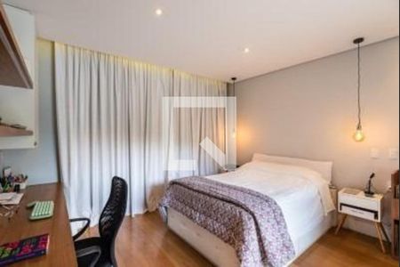 Casa de condomínio à venda com 459m², 3 quartos e 4 vagas