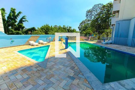 Apartamento à venda com 64m², 2 quartos e 1 vaga Apartamento à venda com 64m², 2 quartos e 1 vagaÁrea de Serviço
