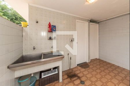 Casa à venda com 390m², 3 quartos e 3 vagasLavanderia