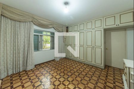 Casa à venda com 390m², 3 quartos e 3 vagasQuarto 1