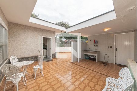 Casa à venda com 390m², 3 quartos e 3 vagasQuintal