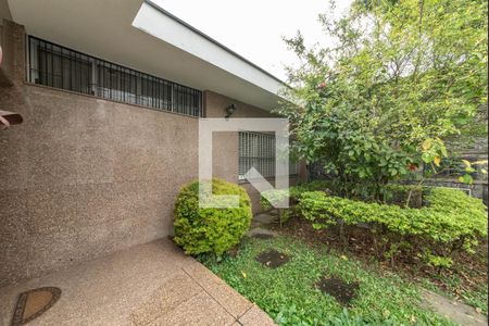 Casa à venda com 390m², 3 quartos e 3 vagasJardim