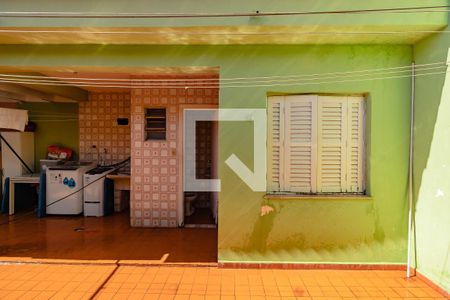 Casa à venda com 150m², 4 quartos e 4 vagas Casa à venda com 150m², 4 quartos e 4 vagasVista do Quarto 3