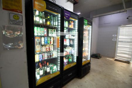 Apartamento à venda com 42m², 1 quarto e 1 vagaMercado