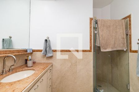 Apartamento à venda com 148m², 2 quartos e 1 vaga Apartamento à venda com 148m², 2 quartos e 1 vagaBanheiro da Suíte 1