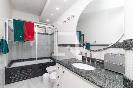 Apartamento à venda com 148m², 2 quartos e 1 vaga Apartamento à venda com 148m², 2 quartos e 1 vagaBanheiro Social