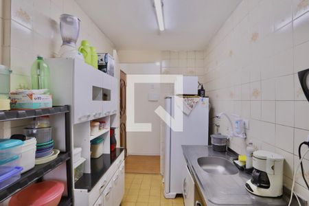 Apartamento à venda com 48m², 2 quartos e 1 vaga Apartamento à venda com 48m², 2 quartos e 1 vagaCozinha