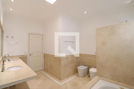 Casa à venda com 1145m², 3 quartos e 6 vagasBanheiro da Suíte 2