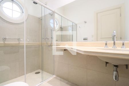 Casa à venda com 1145m², 3 quartos e 6 vagasBanheiro da Suíte 3