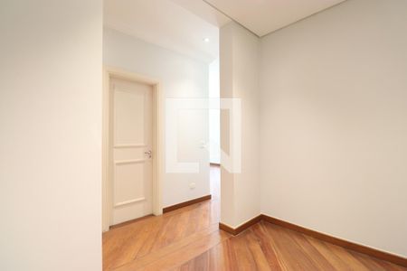 Casa à venda com 1145m², 3 quartos e 6 vagasCloset 1 da suíte 2