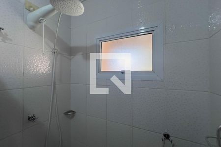 Casa à venda com 120m², 2 quartos e 1 vaga Casa à venda com 120m², 2 quartos e 1 vagaBanheiro