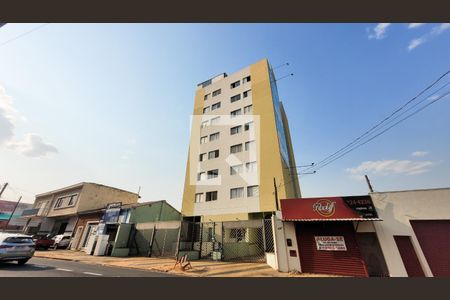 Studio à venda com 56m², 1 quarto e 1 vaga Studio à venda com 56m², 1 quarto e 1 vagaFachada