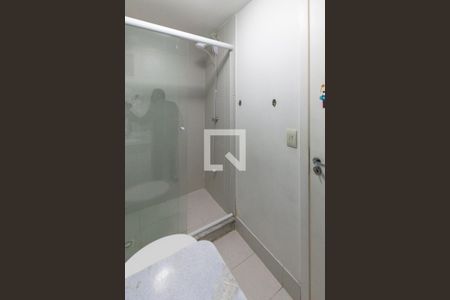 Apartamento à venda com 69m², 2 quartos e 1 vagaBanheiro Social