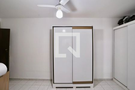 Casa à venda com 120m², 6 quartos e 1 vaga Casa à venda com 120m², 6 quartos e 1 vagaQuarto 1