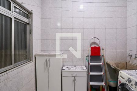 Casa à venda com 120m², 6 quartos e 1 vaga Casa à venda com 120m², 6 quartos e 1 vagaLavanderia 3