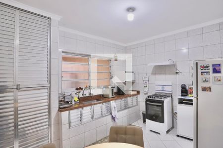 Casa à venda com 120m², 6 quartos e 1 vaga Casa à venda com 120m², 6 quartos e 1 vagaCozinha 3
