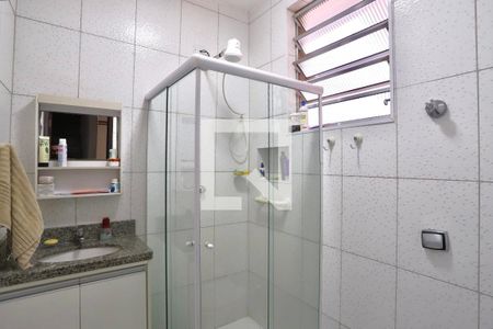 Casa à venda com 120m², 6 quartos e 1 vaga Casa à venda com 120m², 6 quartos e 1 vagaBanheiro 1