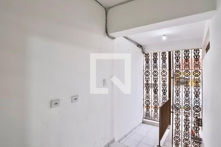 Casa à venda com 120m², 6 quartos e 1 vaga Casa à venda com 120m², 6 quartos e 1 vagaQuintal