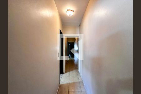 Casa à venda com 130m², 3 quartos e 1 vagaCorredor Quartos