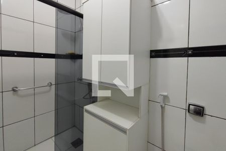 Casa à venda com 280m², 3 quartos e 4 vagasBanheiro Social