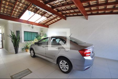Casa à venda com 220m², 3 quartos e 4 vagasGaragem