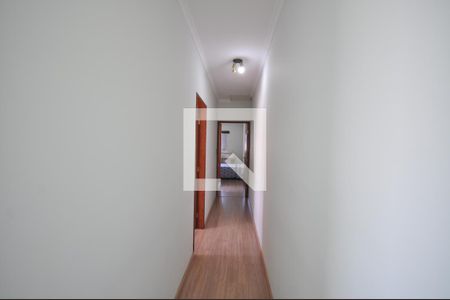 Casa à venda com 220m², 3 quartos e 4 vagasCorredor