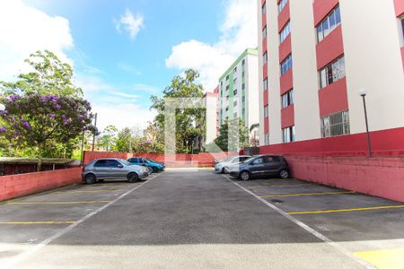 Apartamento à venda com 50m², 2 quartos e 1 vaga Apartamento à venda com 50m², 2 quartos e 1 vagaEstacionamento