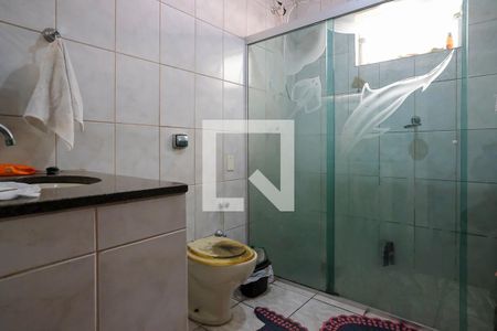 Casa à venda com 175m², 2 quartos e 3 vagasBanheiro casa 1